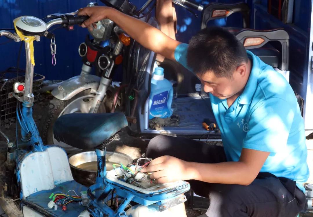 115e3c94d61f461d953a3fc352f60d8f 115e3c94d61f461d953a3fc352f60d8f